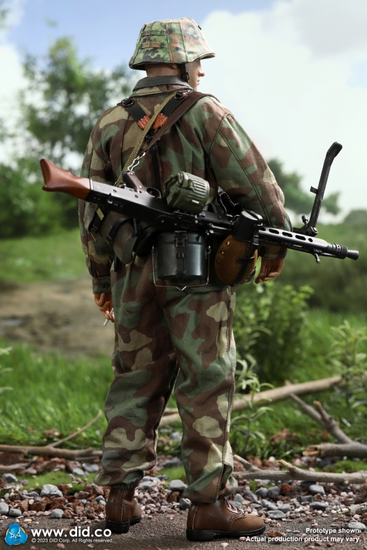WWII German 12th SS Panzer Division MG42 Gunner - Otto