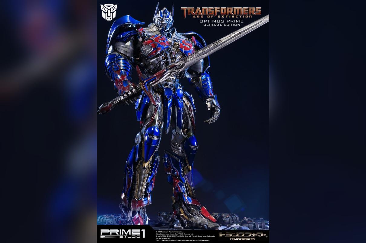 Transformers: Age of Extinction Optimus Prime Ultimate Edition
