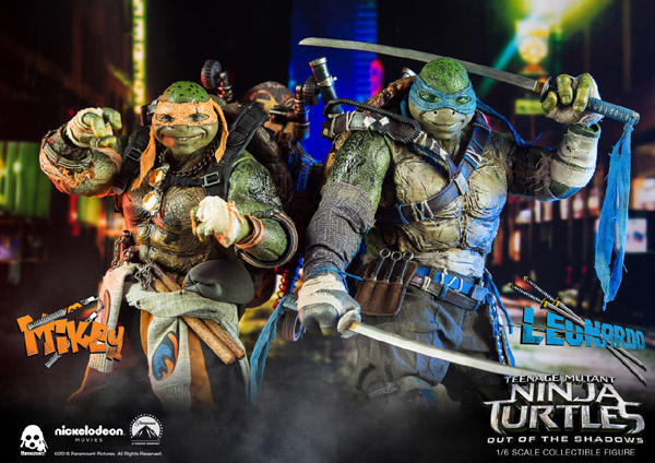TMNT2 Michelangelo and Leonardo Exclusive Boxset