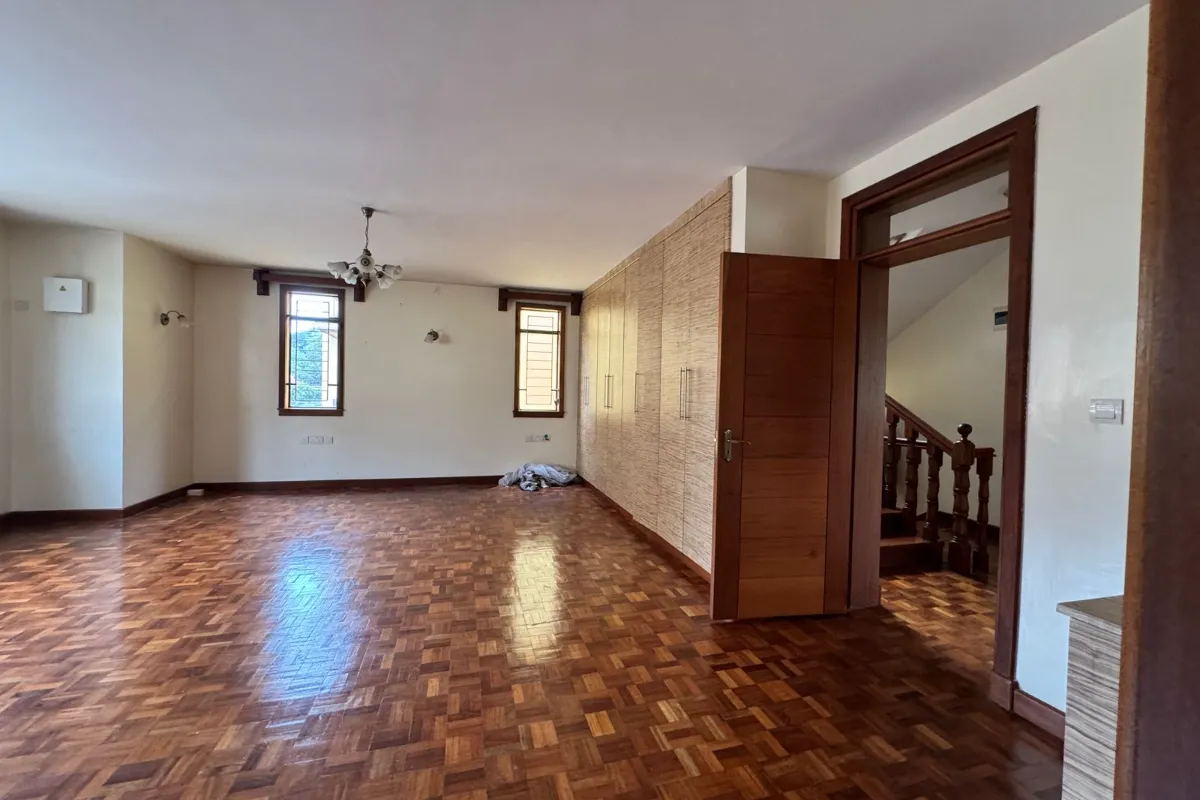 5-Bedroom Townhouse for Sale in Lavington @Ksh. 70M