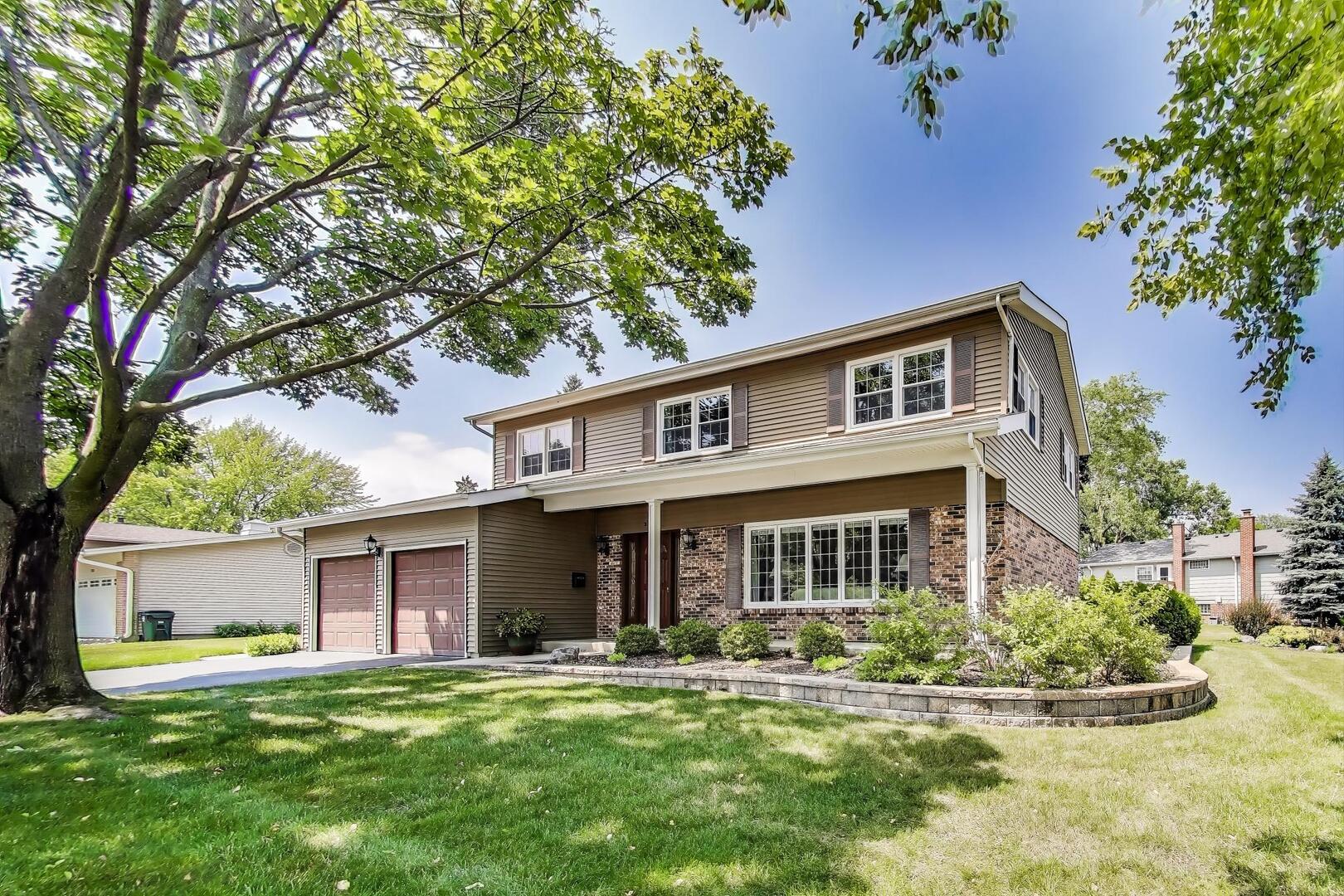 206 W Hintz Road