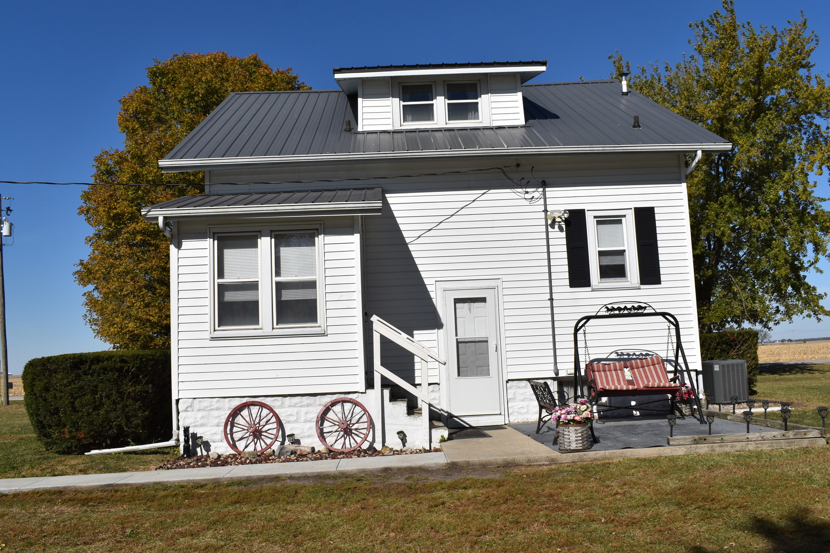9898 E 1200 North Road