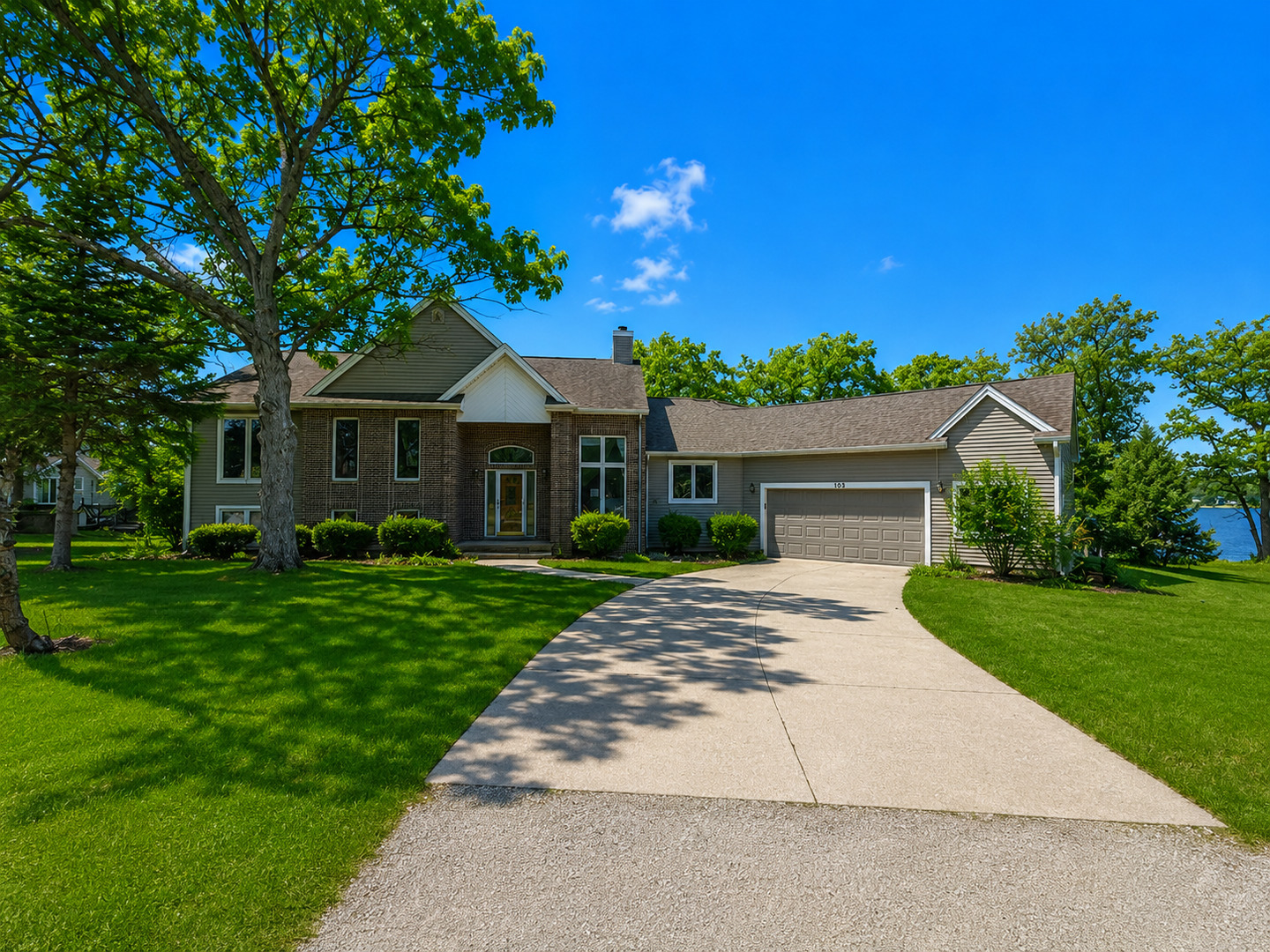 103 Chickasaw Lane