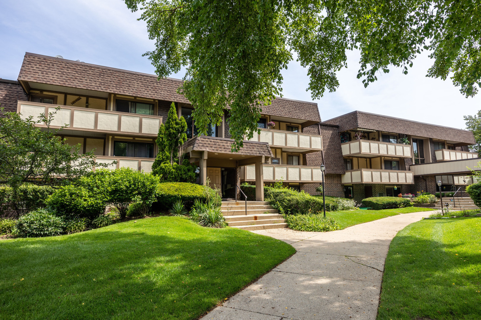 433 Cavalier Court