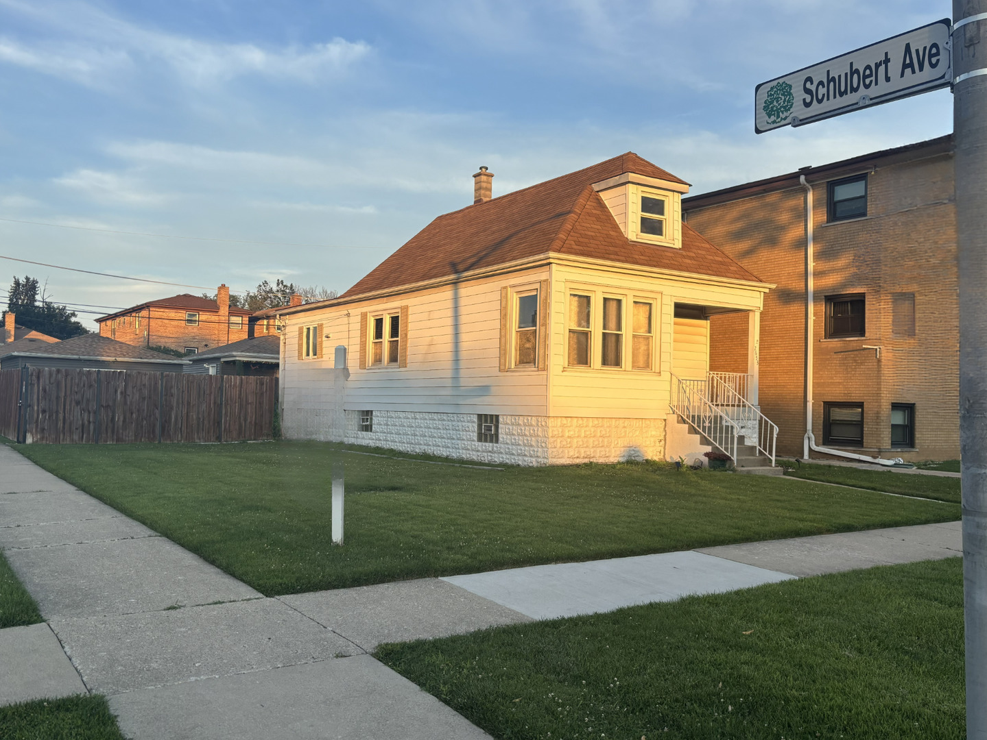 2653 N 73rd Avenue