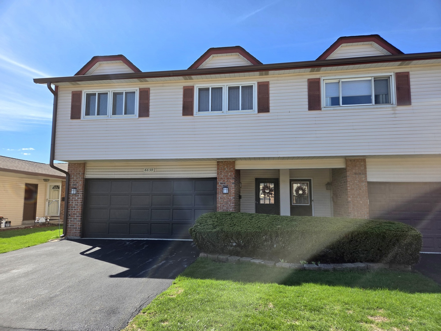 6839 Kingston Road