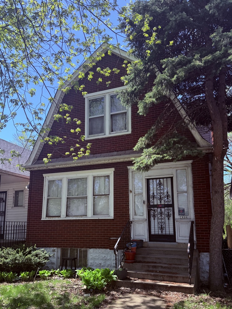 7930 S Muskegon Avenue
