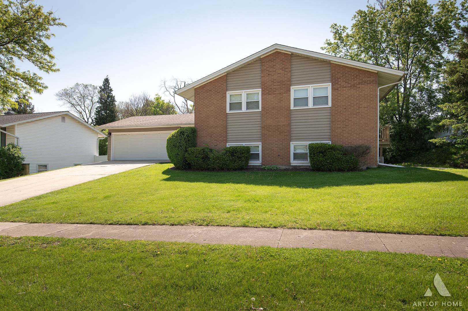 6425 Clark Drive