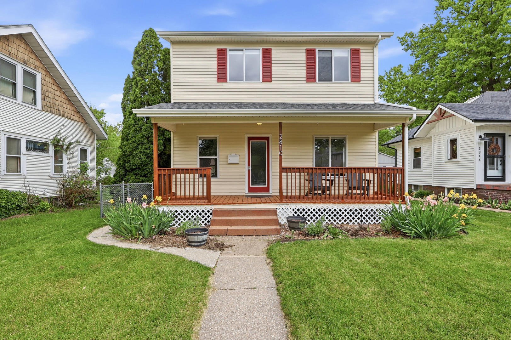 2810 Middle Road