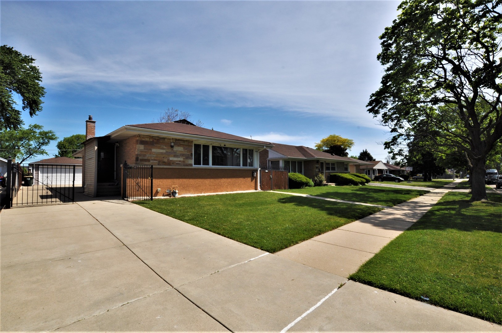 7226 W Conrad Avenue