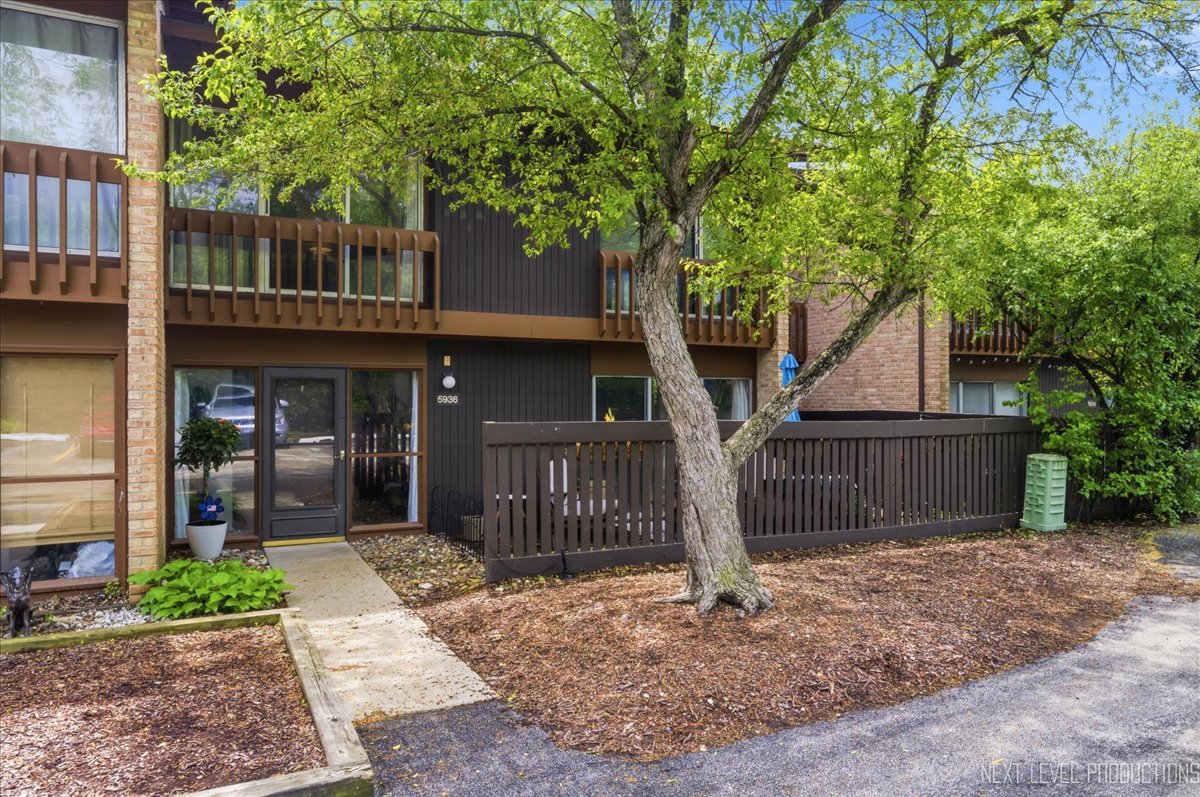 5936 Greenview Road