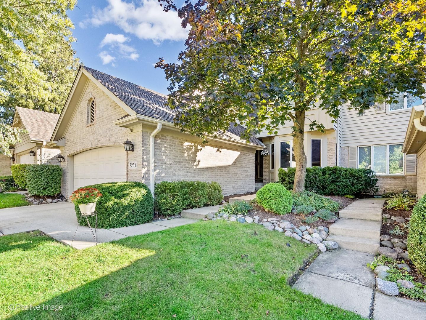 2255 Durand Drive