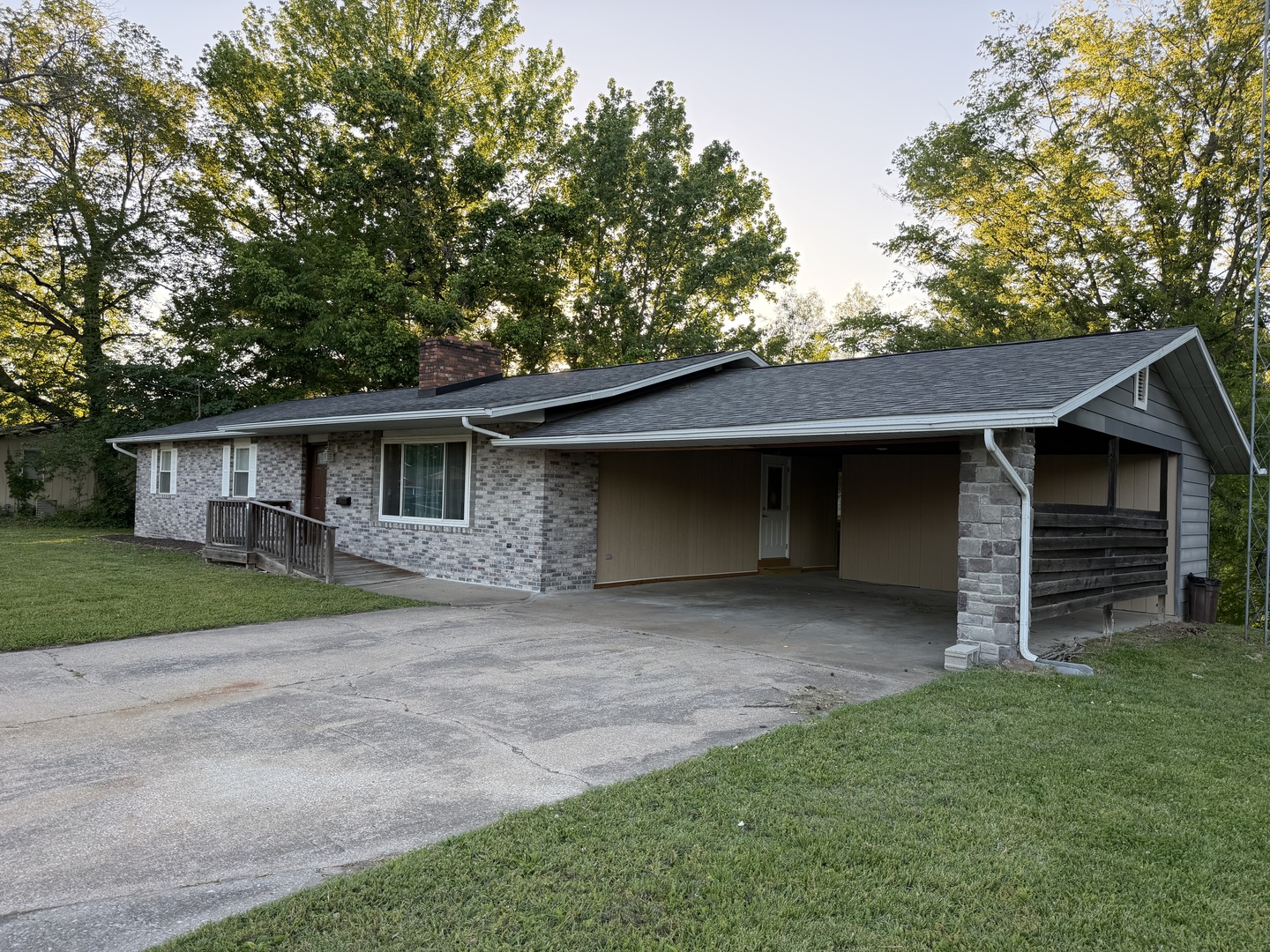 1612 Shomaker Drive