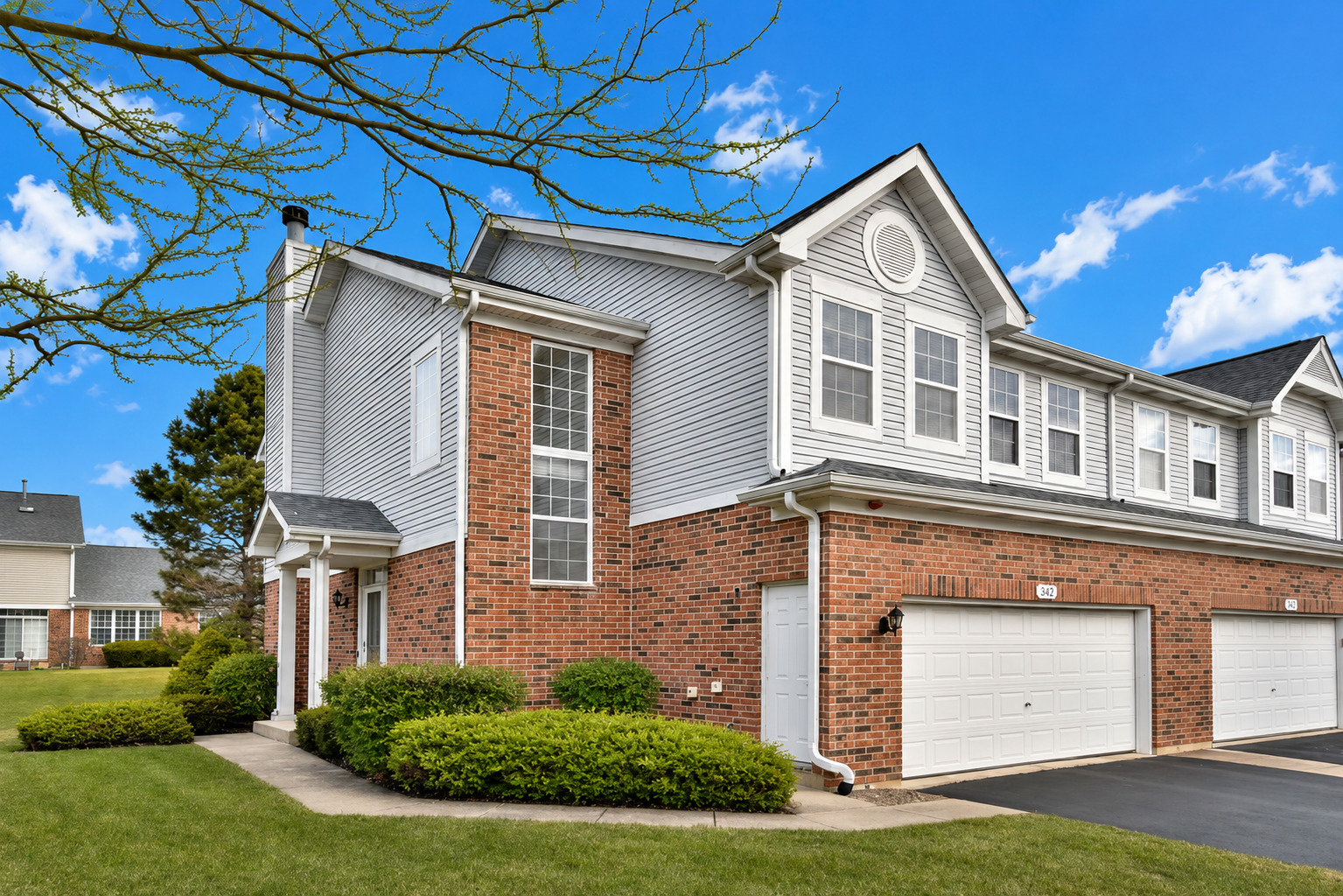 129 Chestnut Hills Circle
