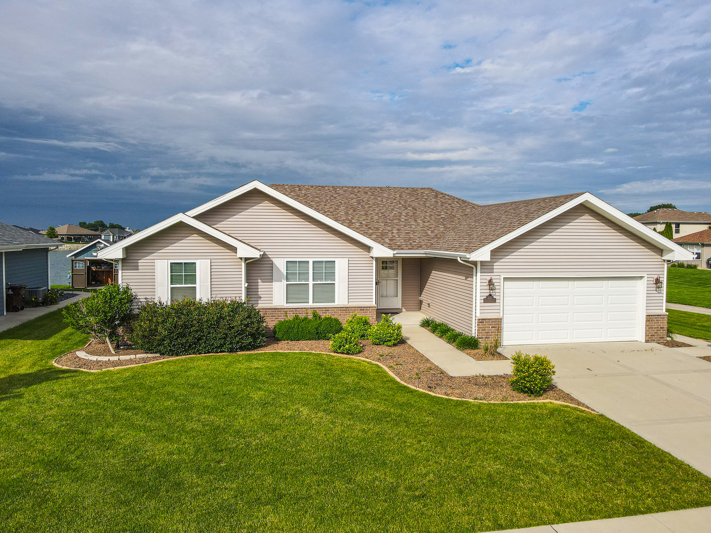 542 Peacock Place