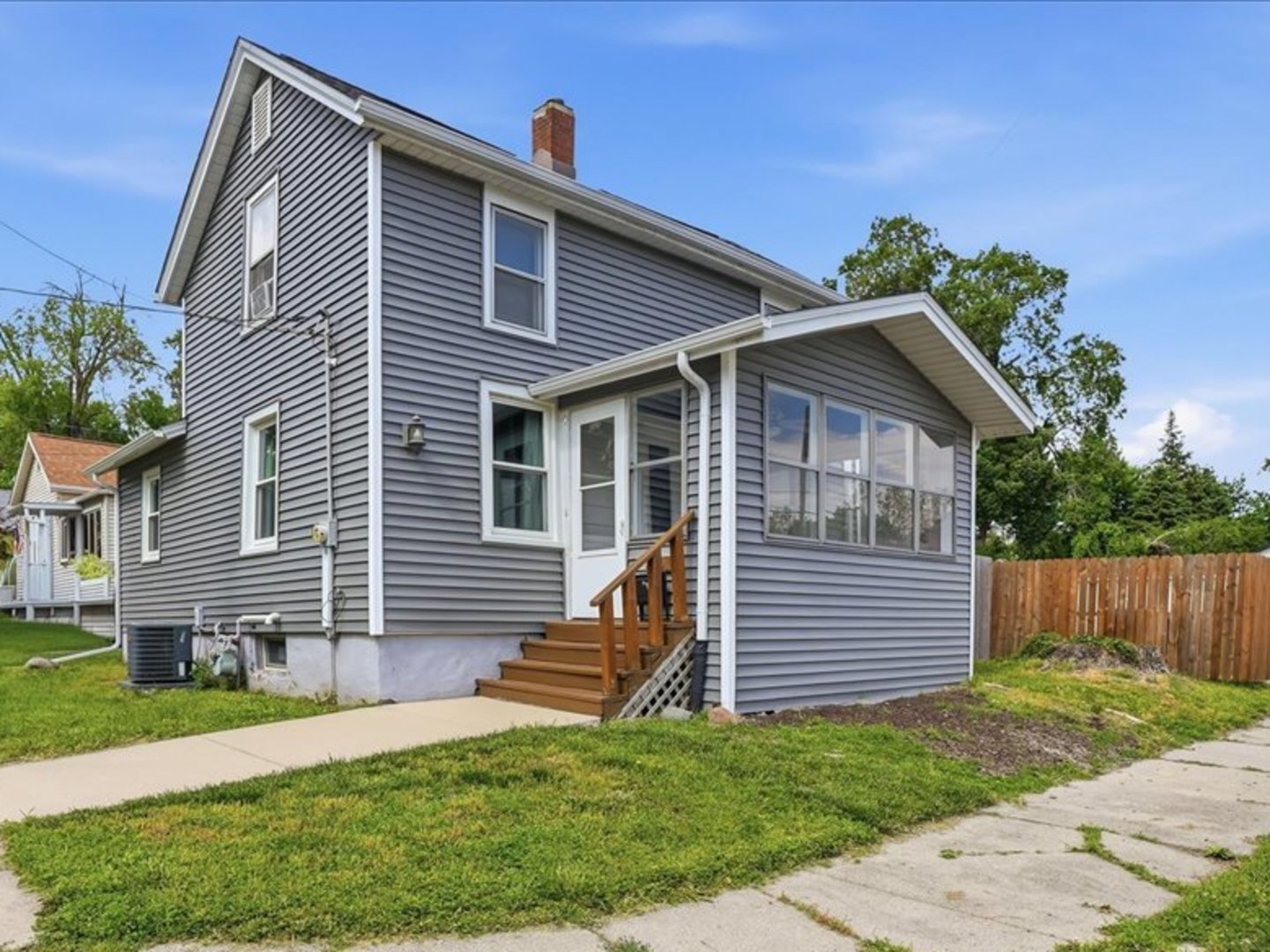 1101 N Western Avenue