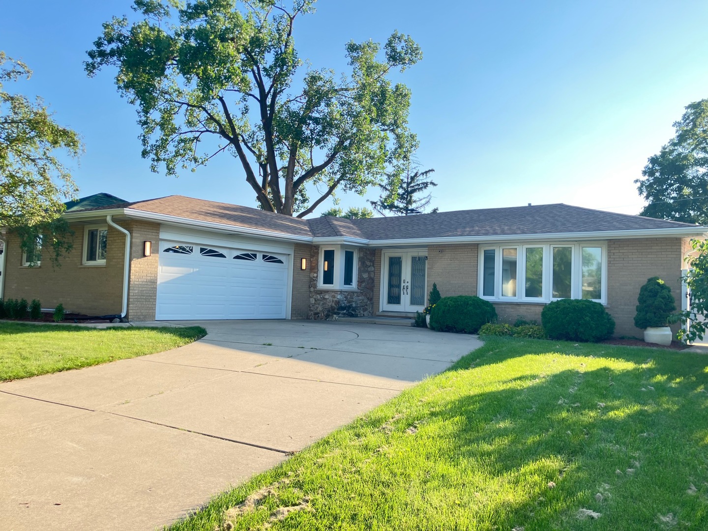8736 S 80th Court