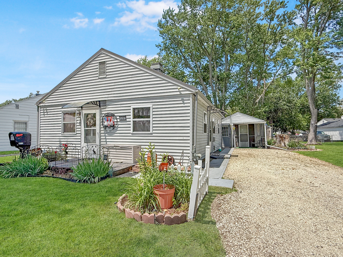 1357 Fairlawn Drive