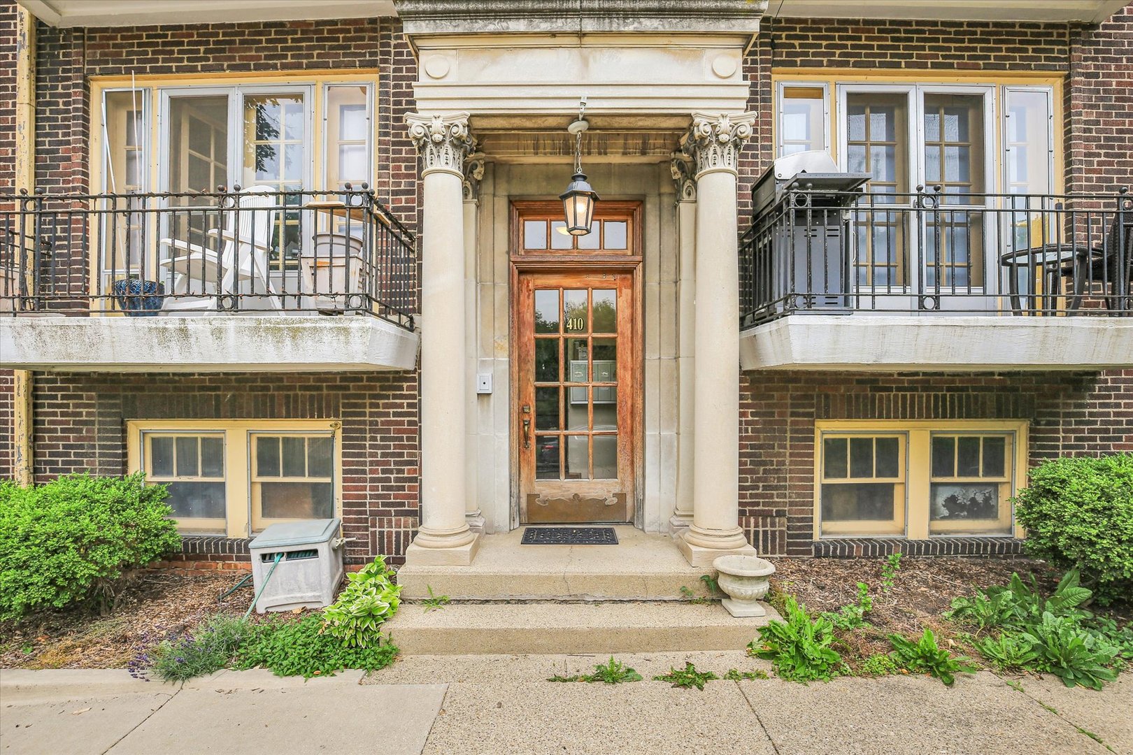 410 N Prairie Street