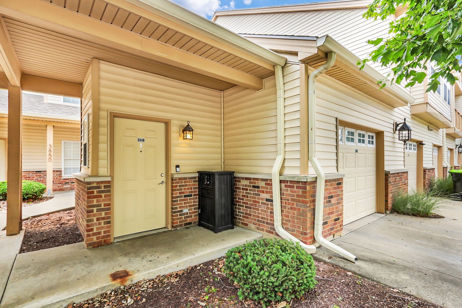 3848 Thornhill Circle