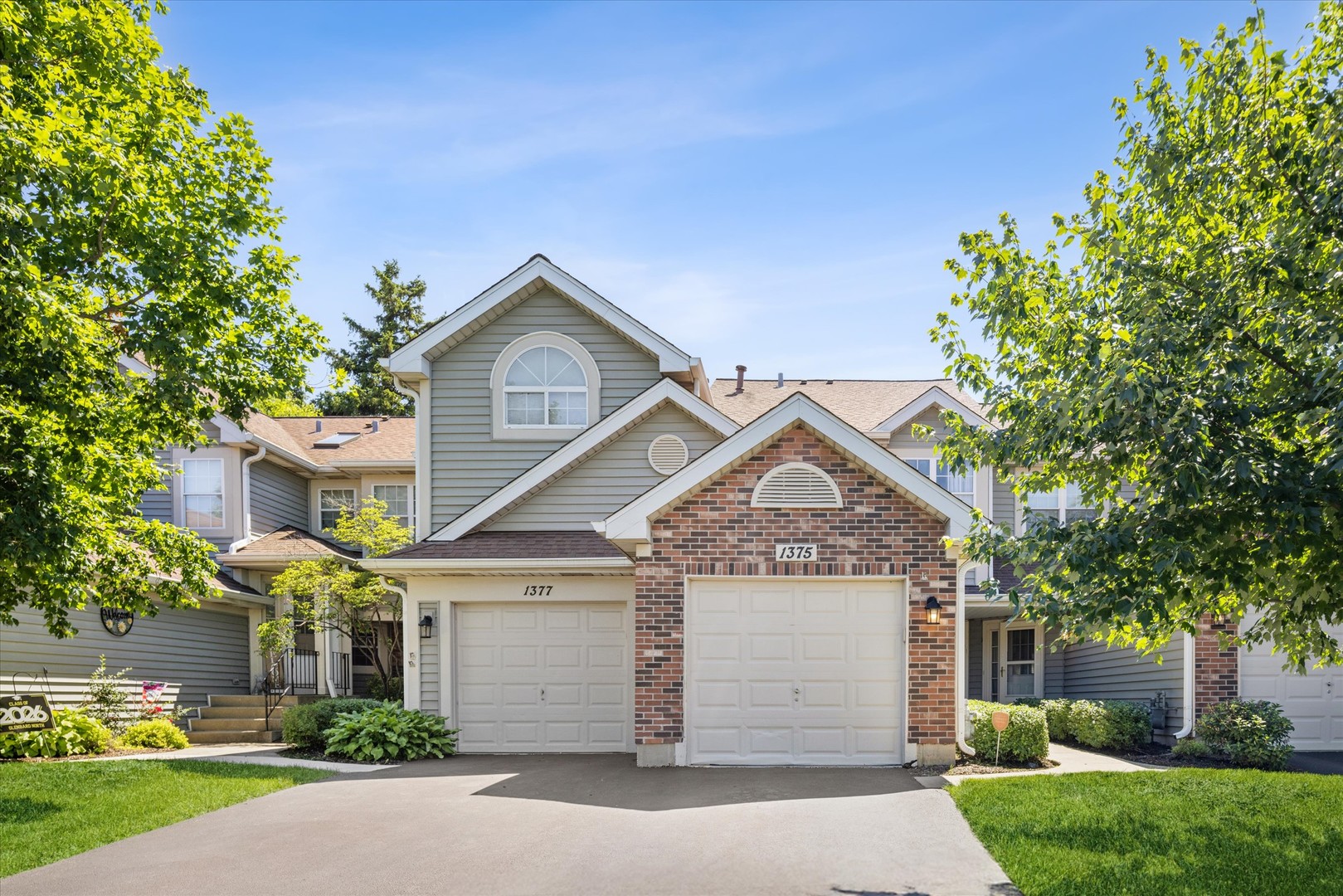 1375 Ridgefield Circle