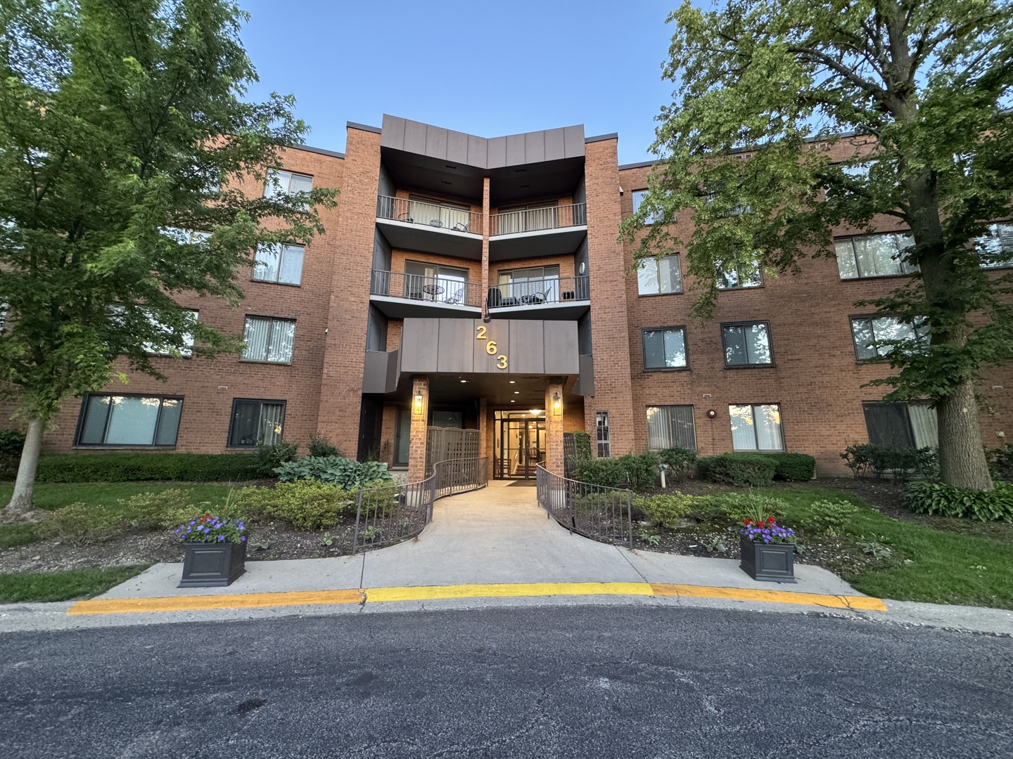 263 S Clubhouse Drive