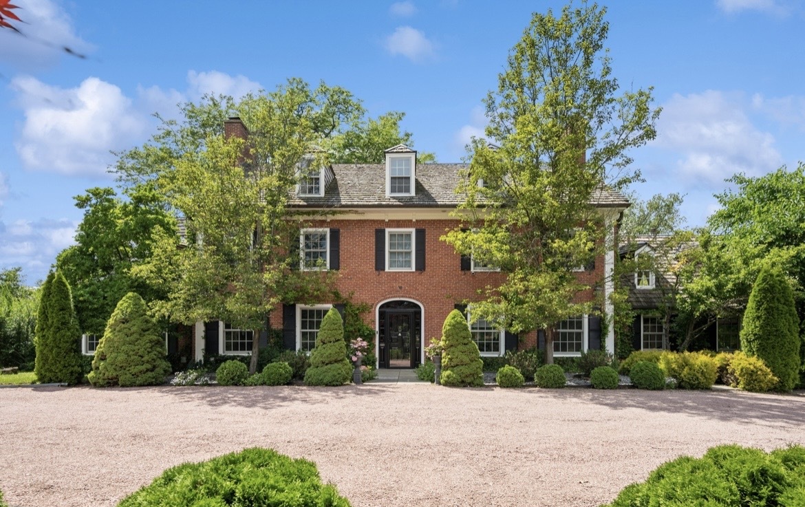 82 Woodley Road