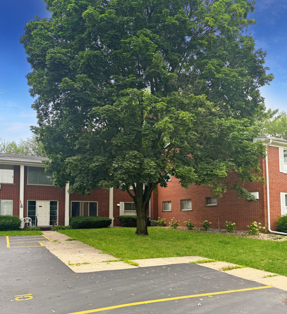 124 N Whistler Avenue