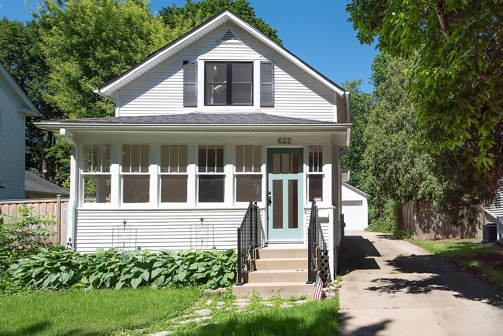 622 Illinois Street
