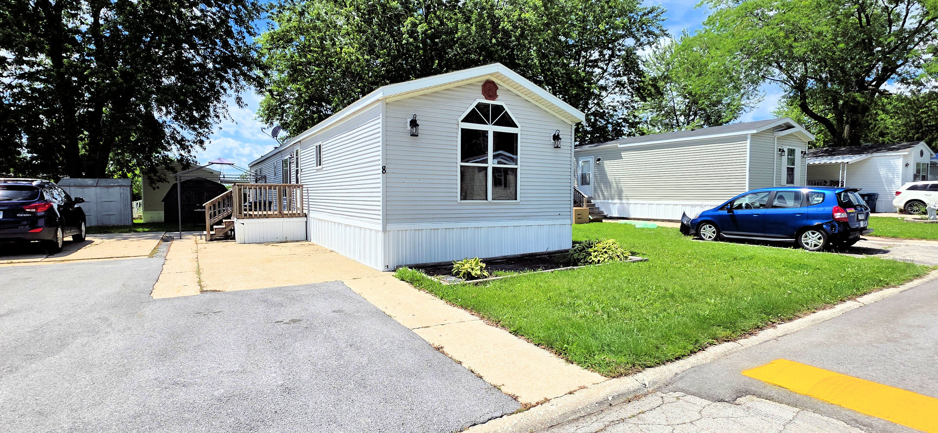 8 Berry Lane