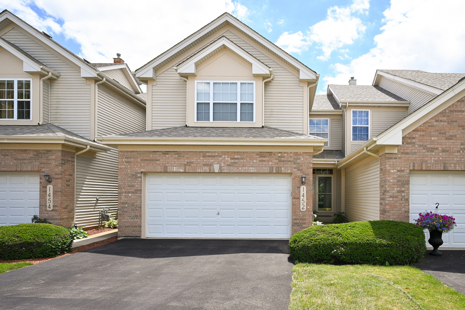 1452 QUINCY BRIDGE Court
