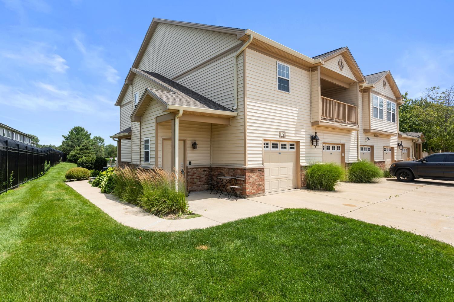 3752 Thornhill Circle
