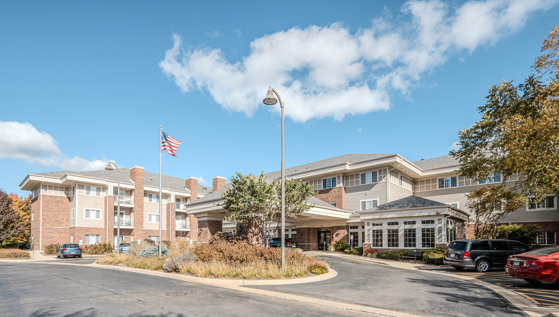 801 N Mclean Boulevard