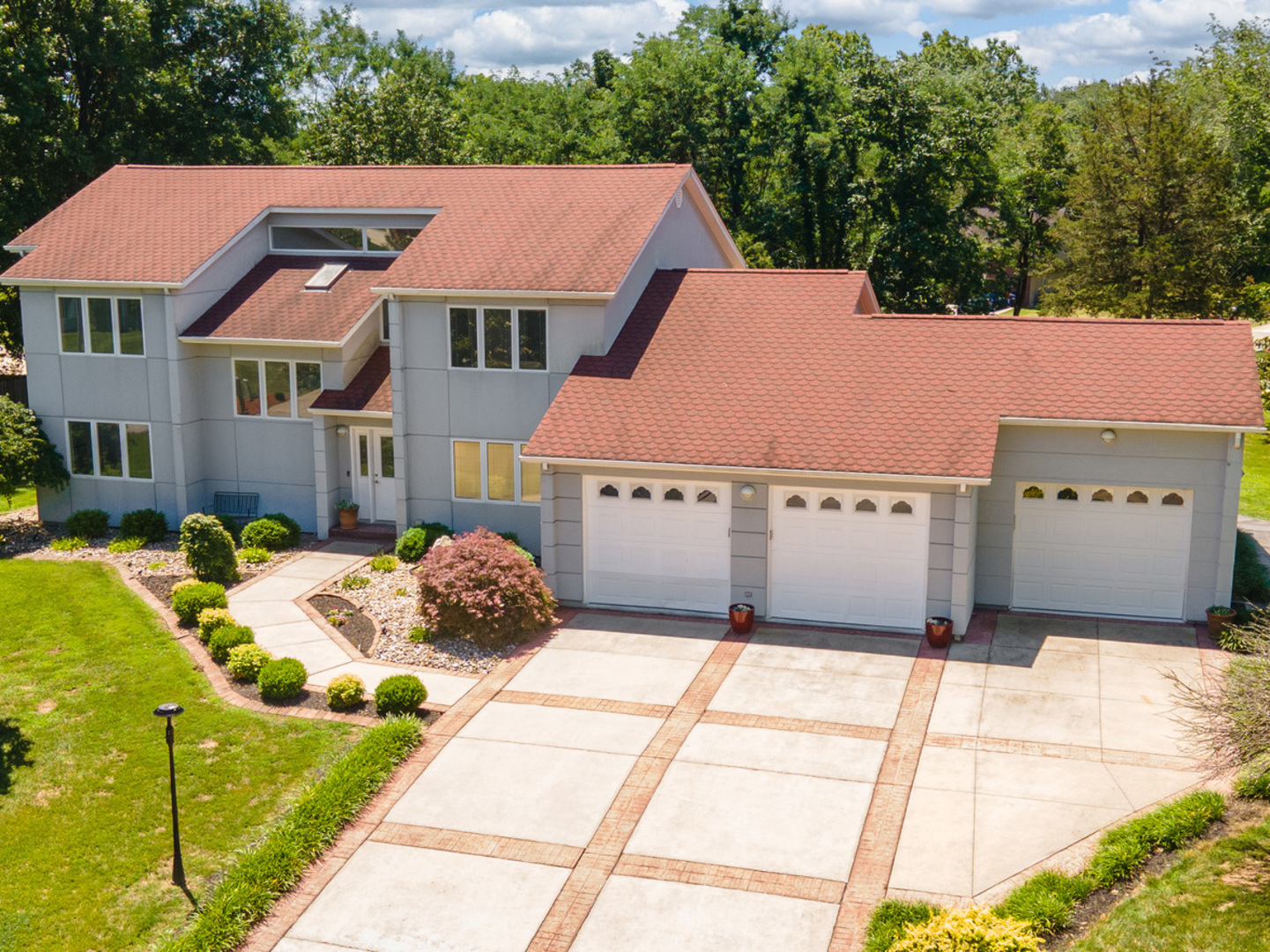 3201 Foxberry Circle