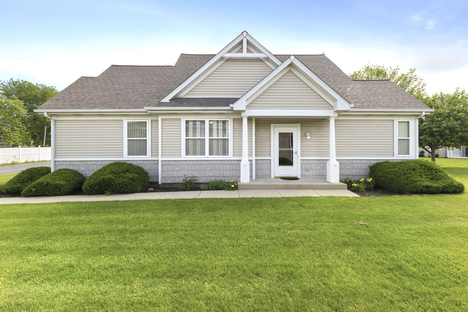 2549 Lincoln Park Court