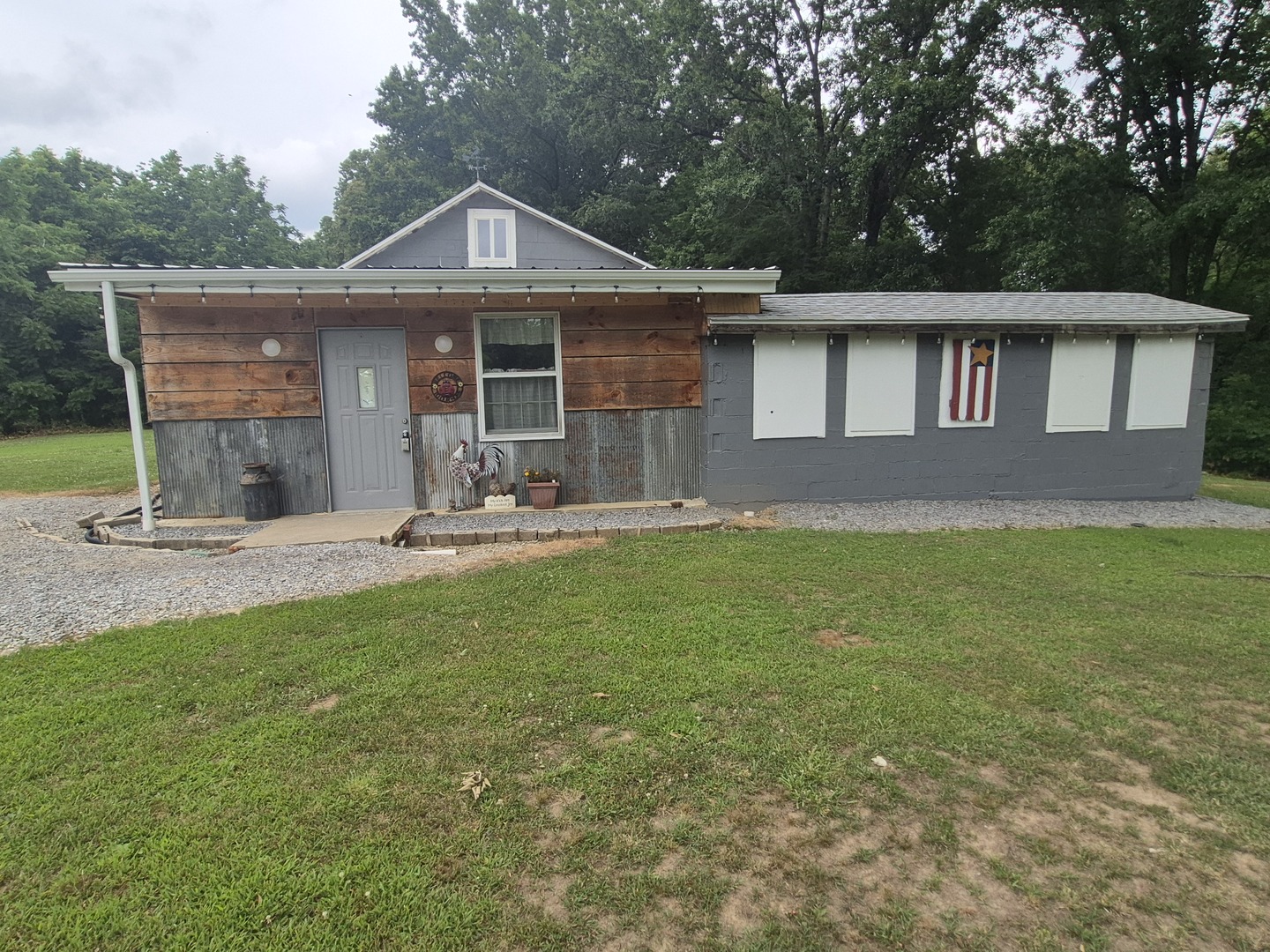 250 Lakeview Road