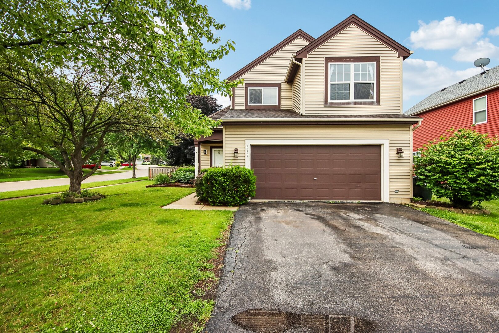 647 E Princeton Court