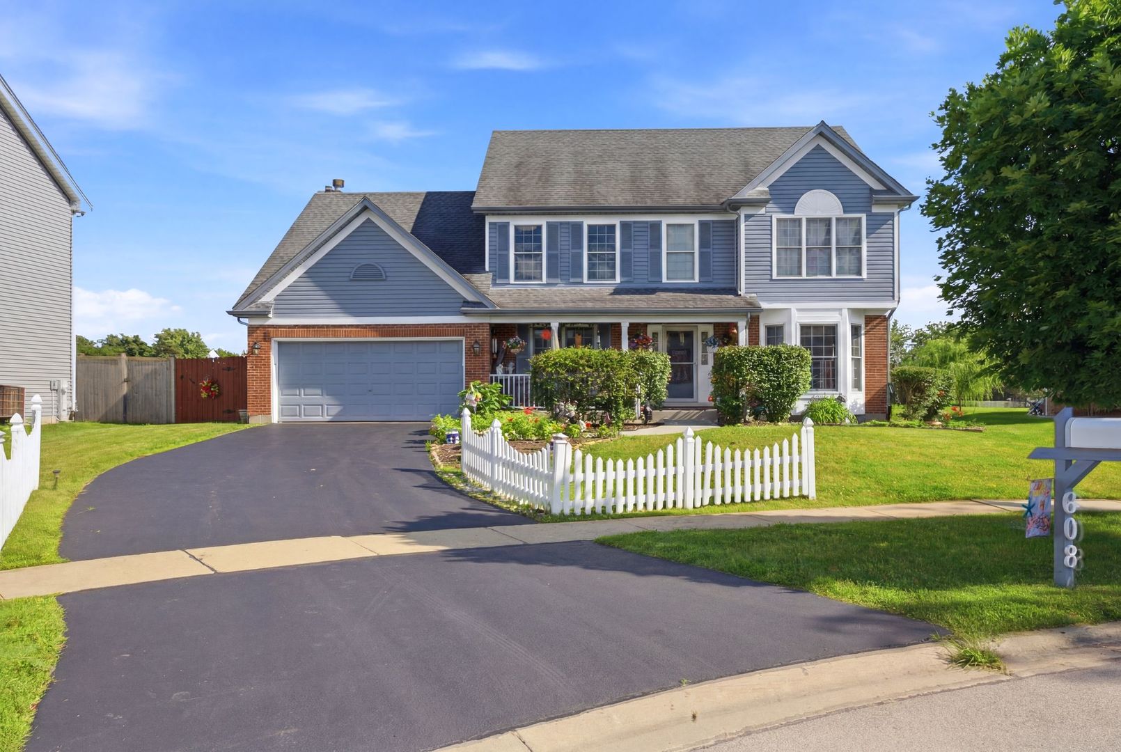 608 Lindsay Circle