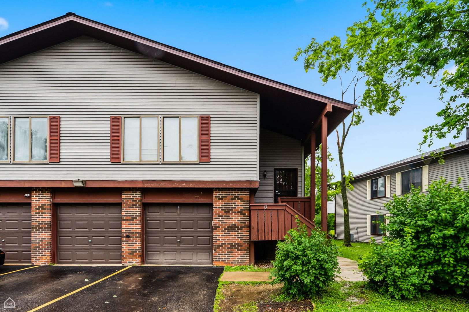 13 Elm Court