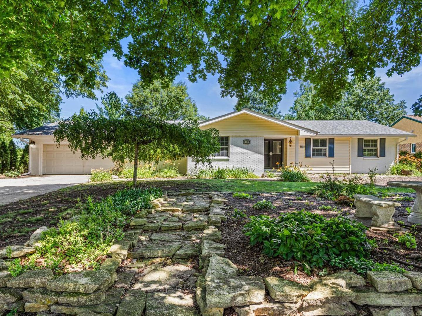 3104 Valley Brook Drive