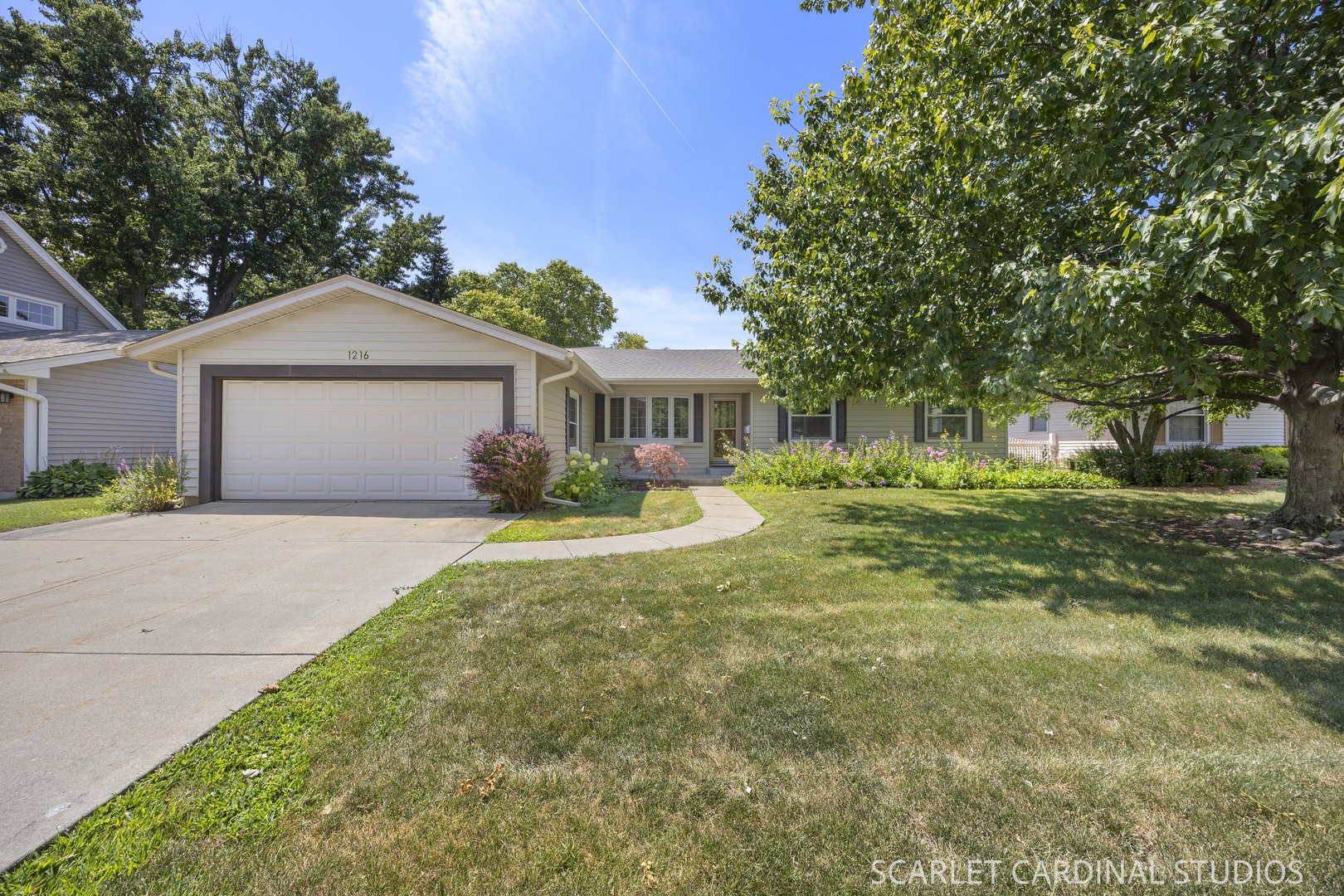 1216 Berkenshire Lane