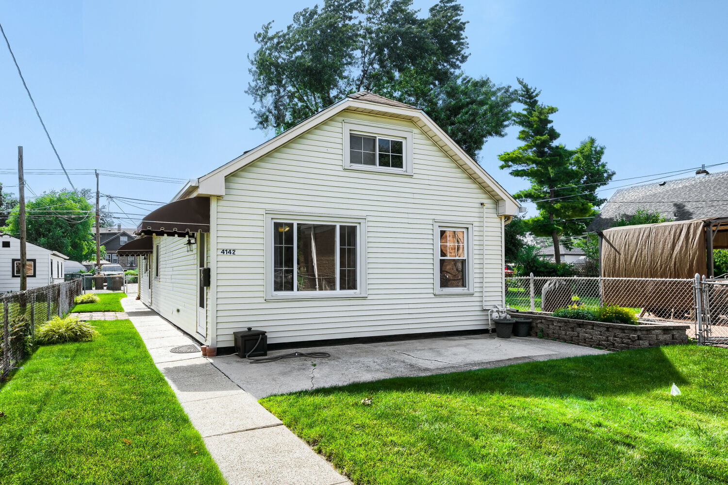 4142 Oak Park Avenue