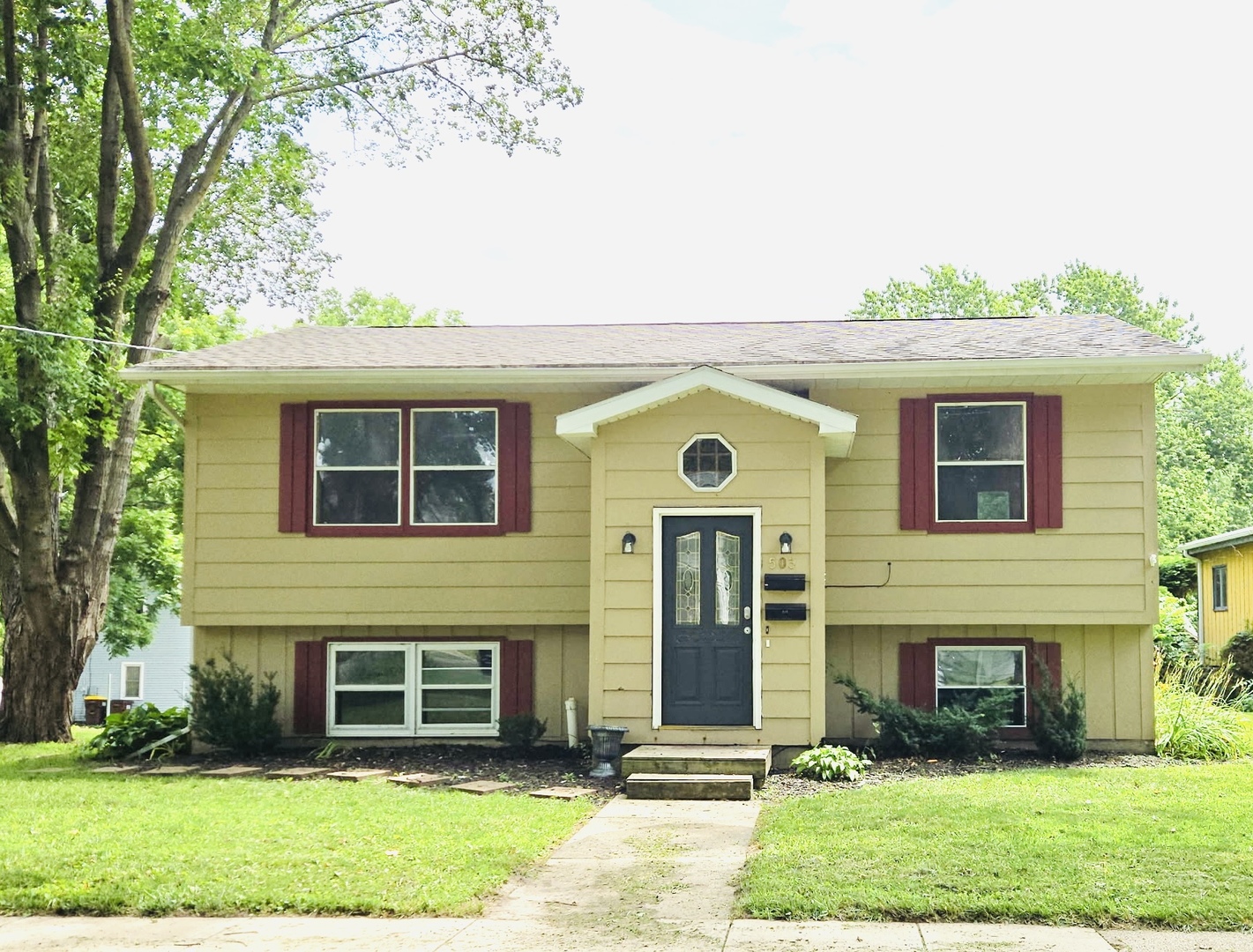 503 S 2nd Street