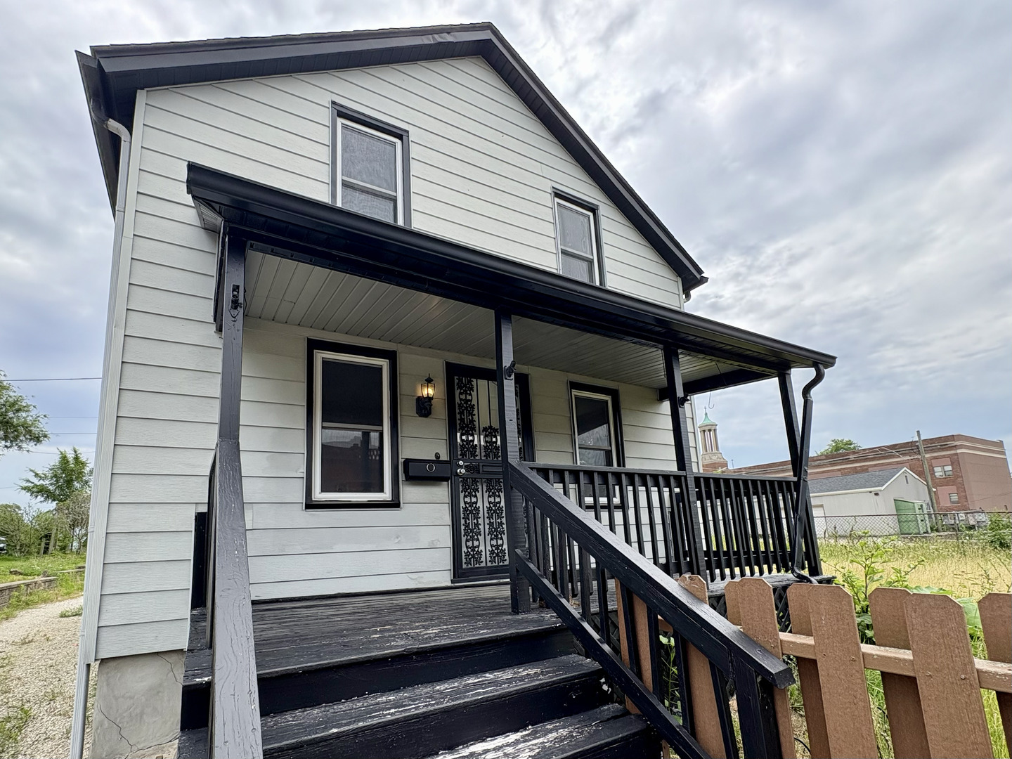 116 N Hickory Street