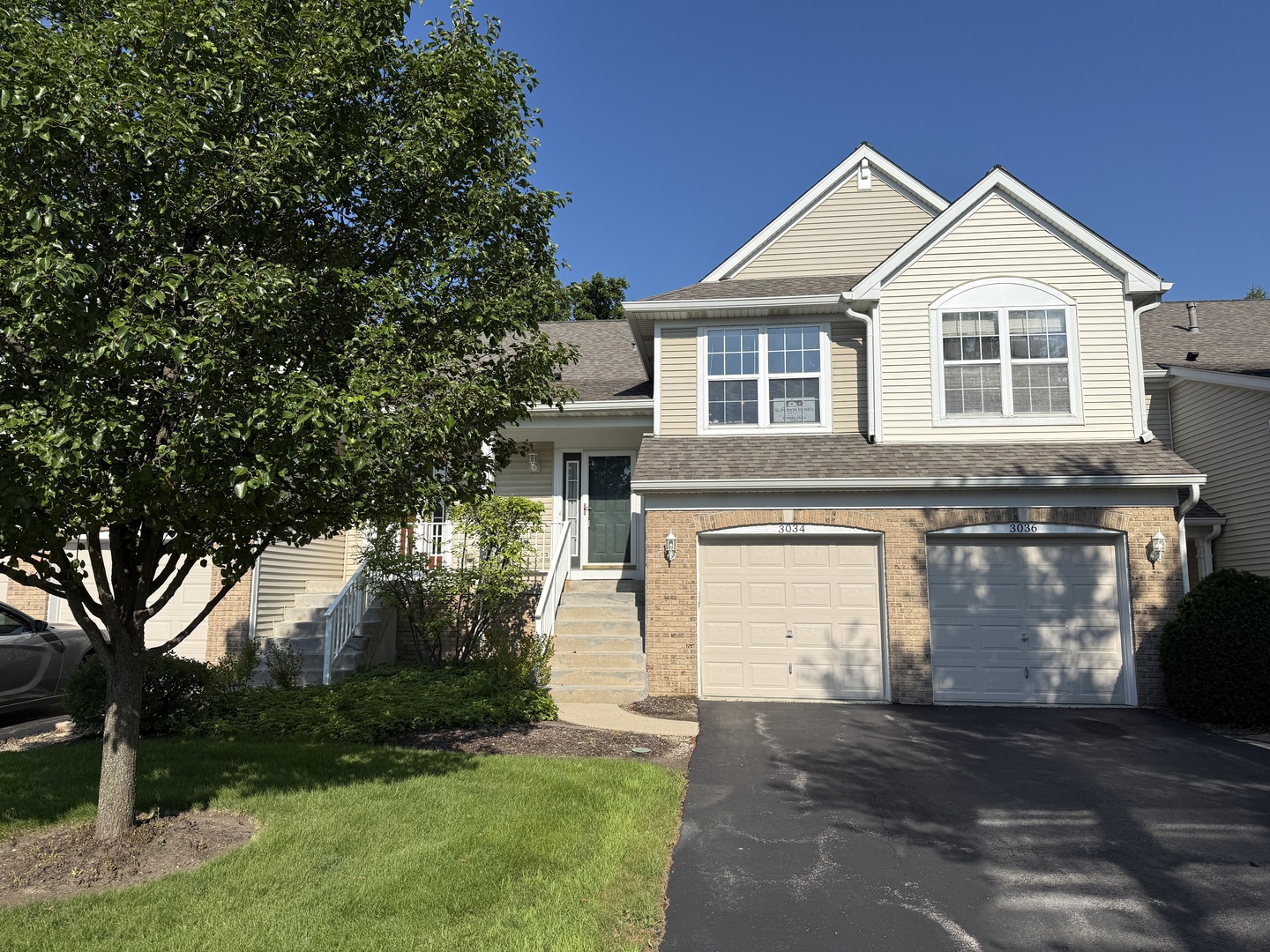 3034 Autumn Lake Drive
