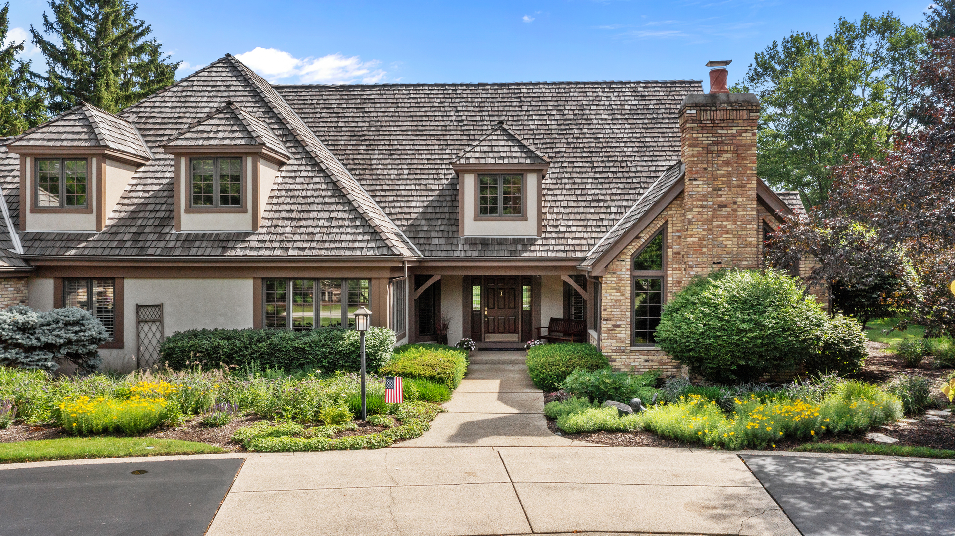 18 S Wynstone Drive