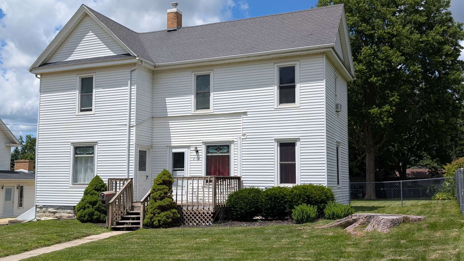 410 W Dixon Street