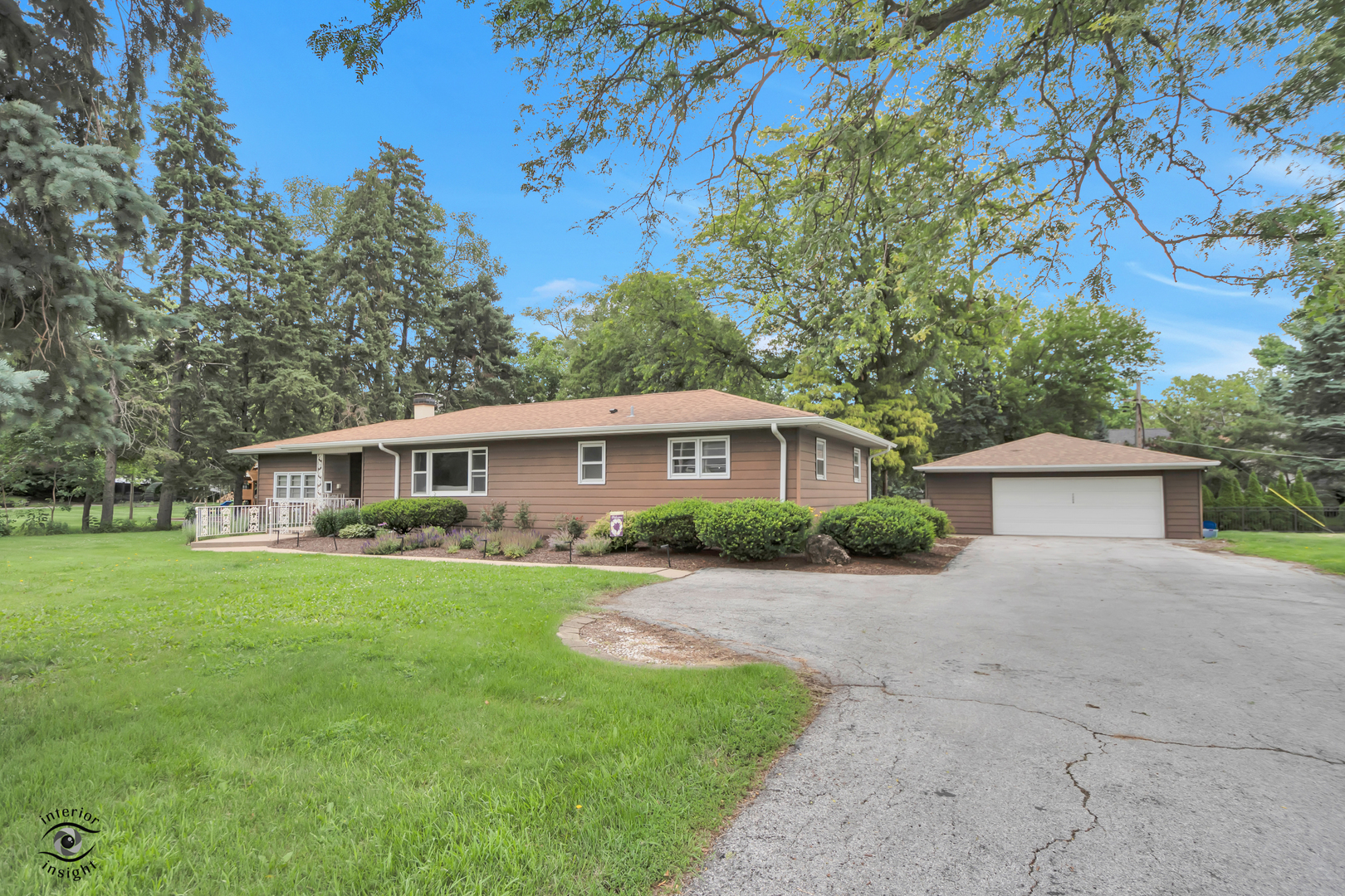 2608 Essington Road