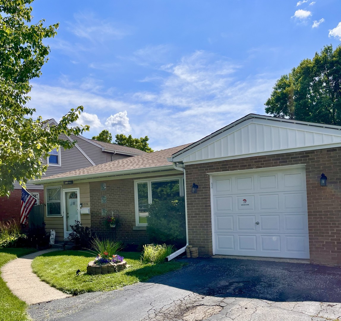 5224 Wolf Road