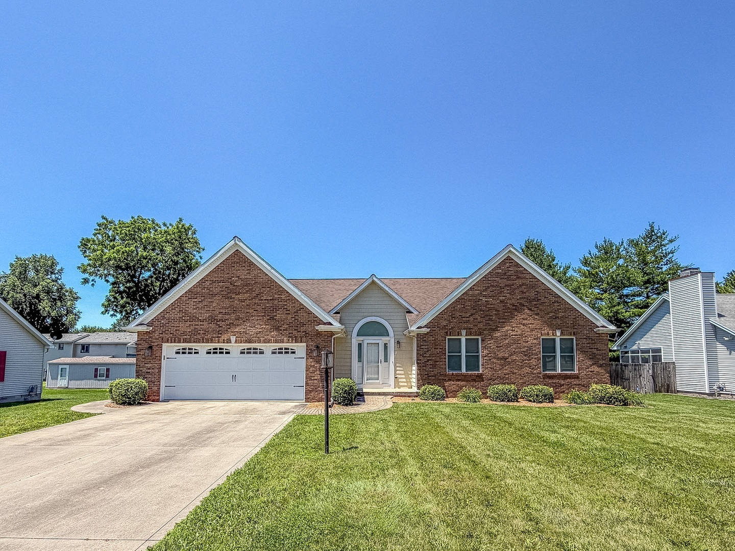 17 Lafayette Meadow